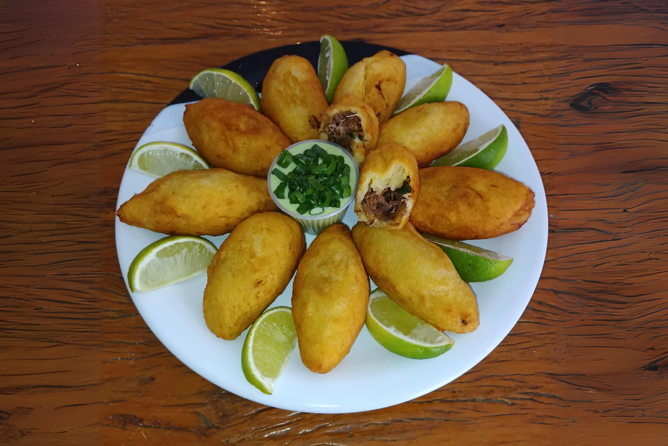 Bolinho de Mandioca com Carne Seca